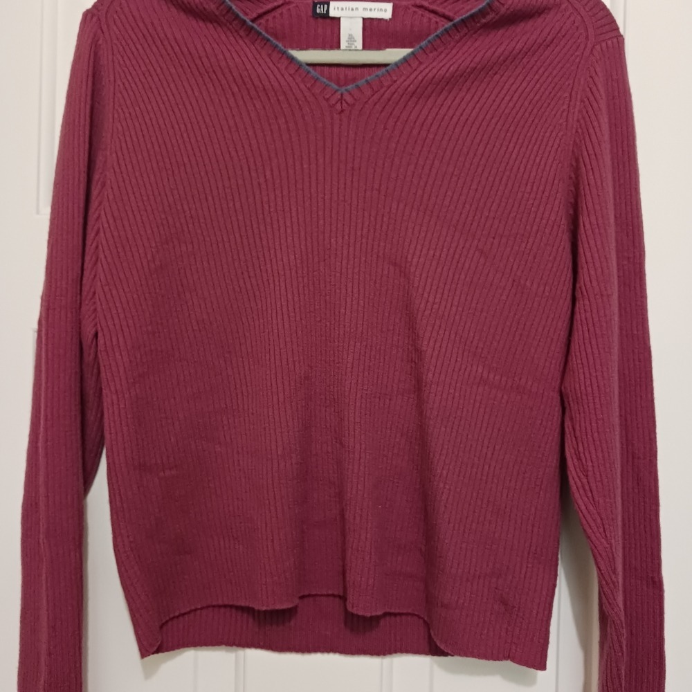 GAP Italian Merino Wool Sweater Women XL Burgundy V-Neck Ribbed Knit Long Sleeve